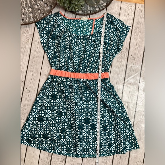 ROXY Geometric Open Back Dress - Picture 9 of 12